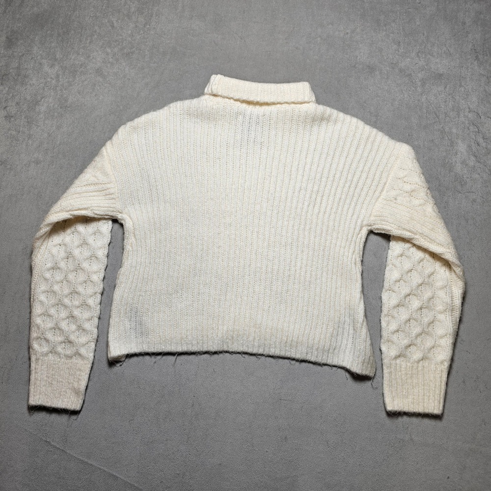 Abercrombie & Fitch Womens XS Cream Cable Knit Turtleneck Cropped Sweater White